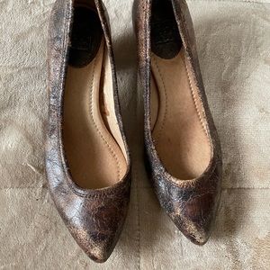 Frye Regina Pump